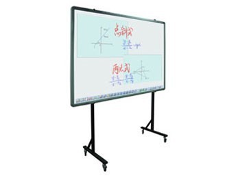 鴻合HVE-7083電子白板產品圖片1素材-IT168電子白板圖片大全